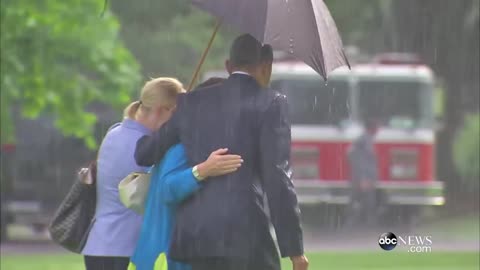 HINDSIGHT What Happens When Only President Obama Has an Umbrella