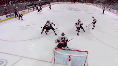 Amazing reflexes! A crazy play you have to see! #NHL