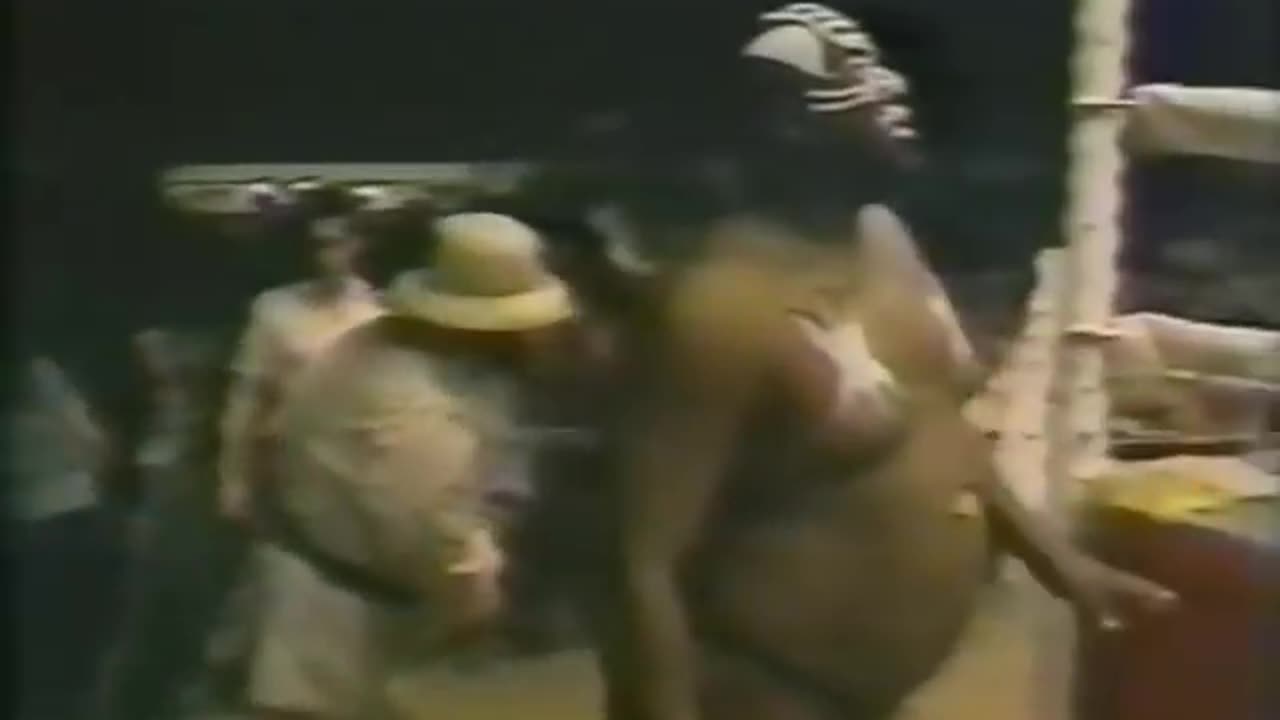 Andre the Giant vs Kamala (1984/Texas)