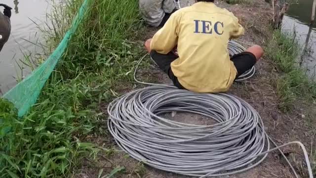 electrical construction workers