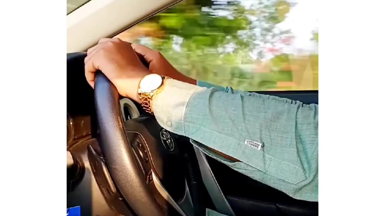 My first time driving is very hilarious 😂😂 check my face and my reactions