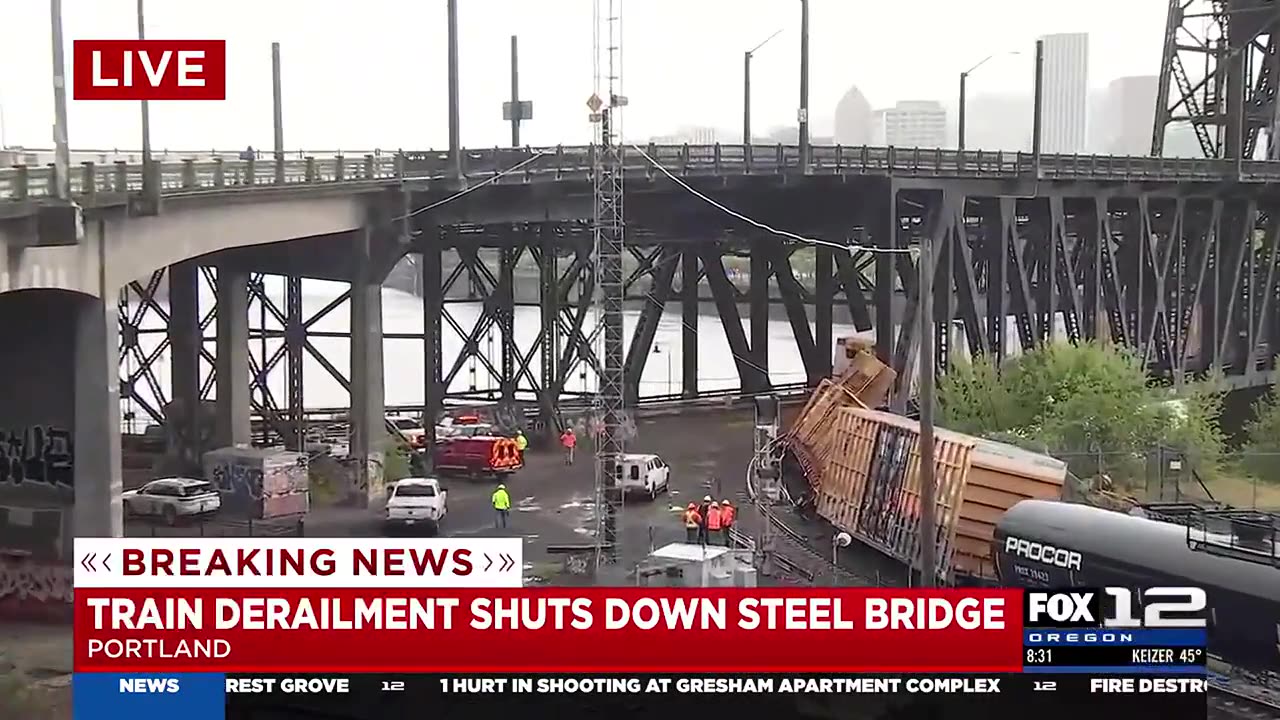 Portland Oregon..Train derailment shuts down Steel Bridge DEI In The House...