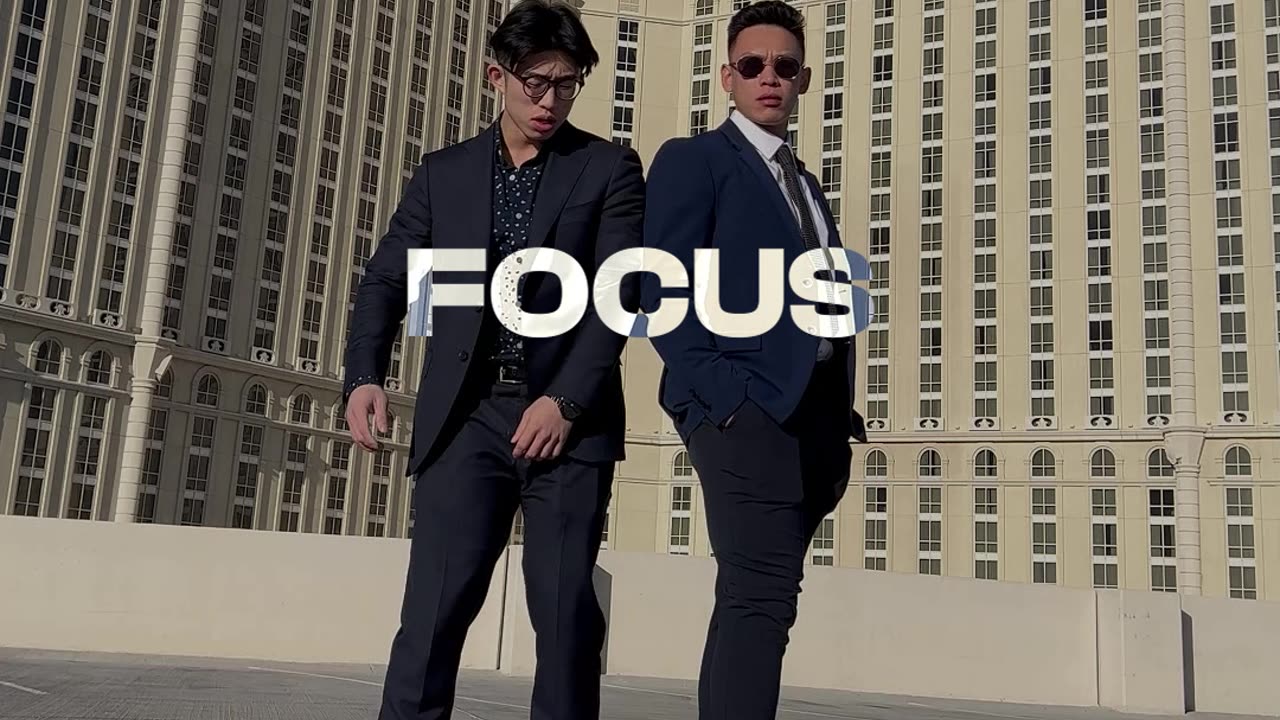 FOCUS!
