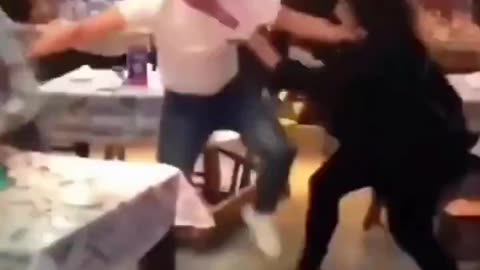 Chinese Restaurant Fight