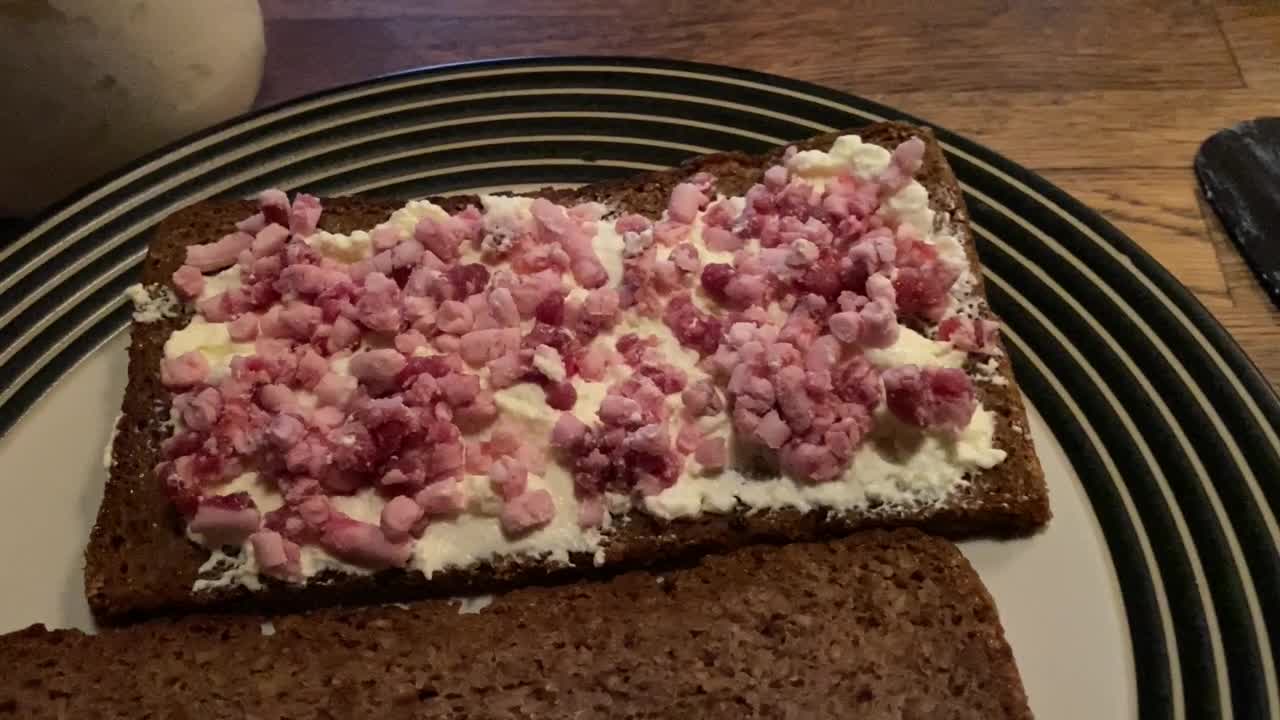 Cottage Cheese, Raw Ground Lamb Meat and Fat On Rye