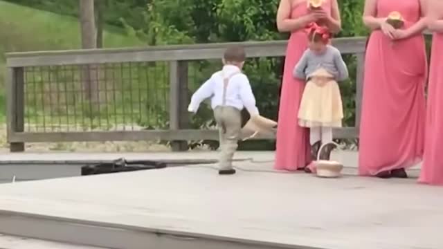 kids adding some comedy to wedding