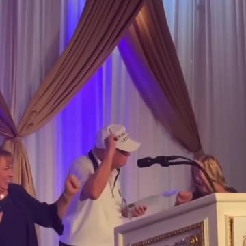 Donald Trump Dance 🕺🤩 #donaldtrump #trump #trump2024 #melaniatrump #barrontrump #usa #funny #fyp