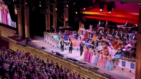 André_Rieu_ft._Los_Del_Rio_-_Macarena