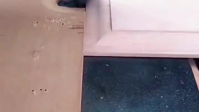 Satisfying wood working skills on machine