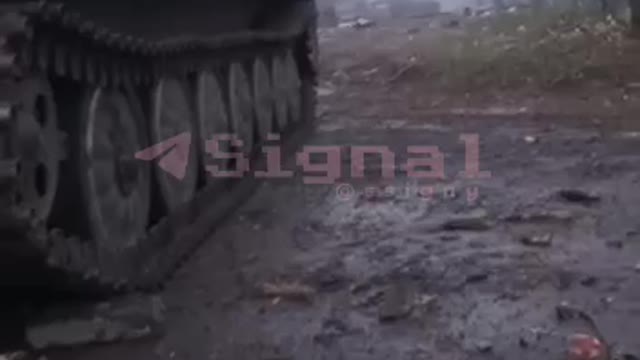 Ukraine War - Self-propelled gun 2S1 "Gvozdika