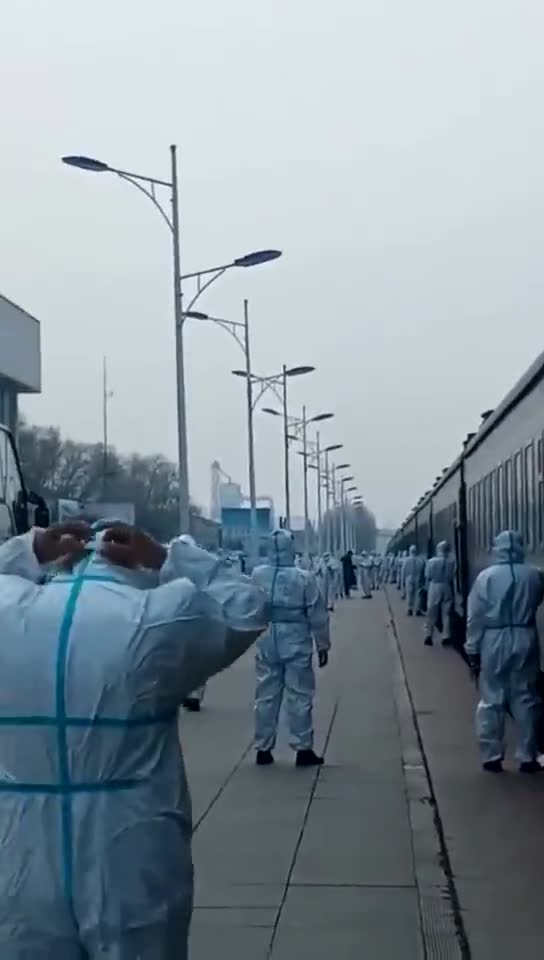 Hundreds of people are being sent off to covid quarantine camps with this train