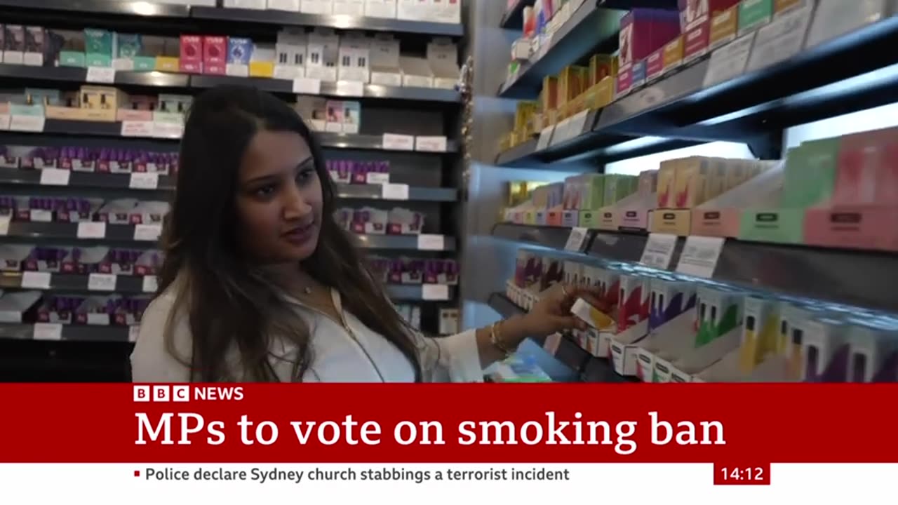 UK smoking ban: MPs to vote on banningyoung people from buying cigarettes | BBC News