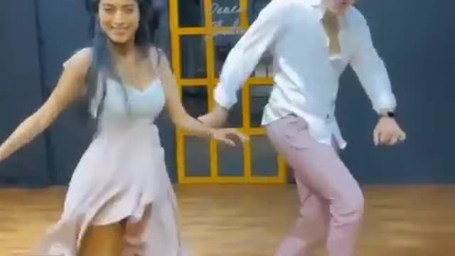 funny dance performance