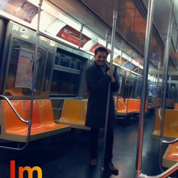 Guy screaming shrieking on subway im blessed