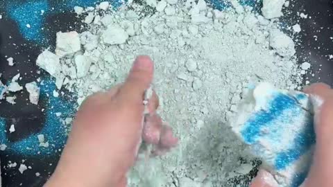 ASMR satisfying chalk crushing