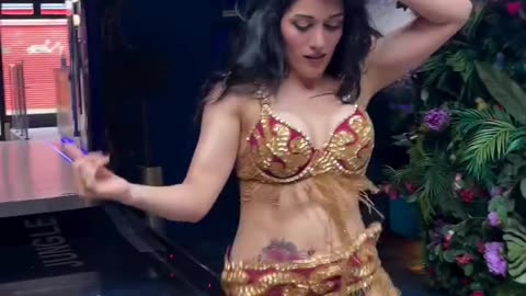 Girls Dancing Like Pros in These Jaw-Dropping Routines!