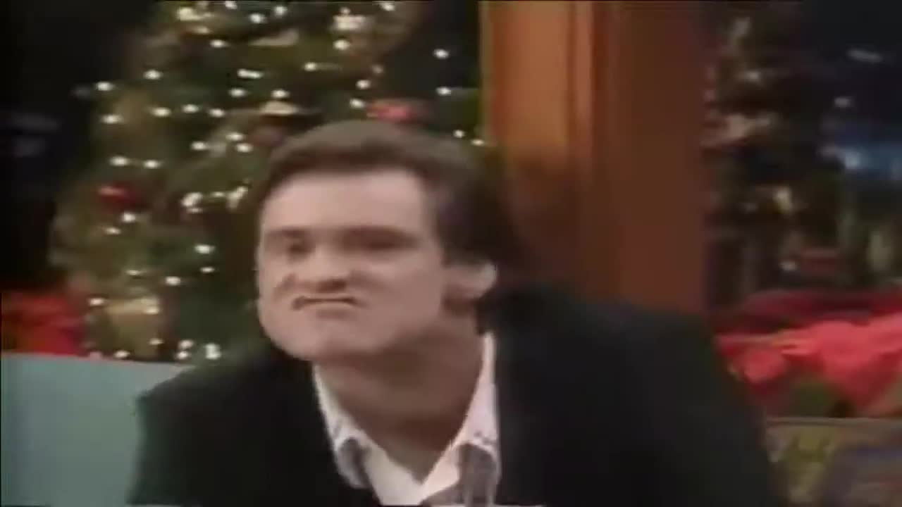 Jim Carrey makes funny faces