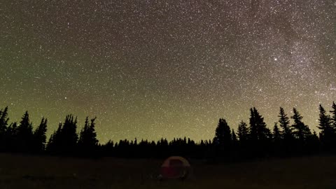 TImelapse of Stars Night to Dawn