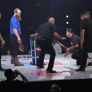 The FIRST Power Slap heavyweight champion.... 👀