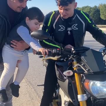 funny|prank|jokes|funny jokes|dad jokes|funny memes|funny video|fun|laughing|funny animal|knock