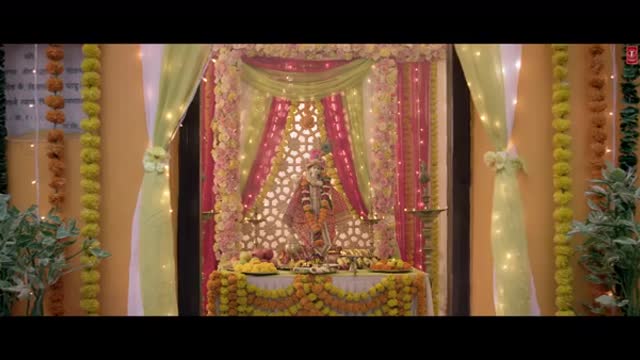 Raadhe krishna new song ( राधे कृष्णा की। नई संगीत।)