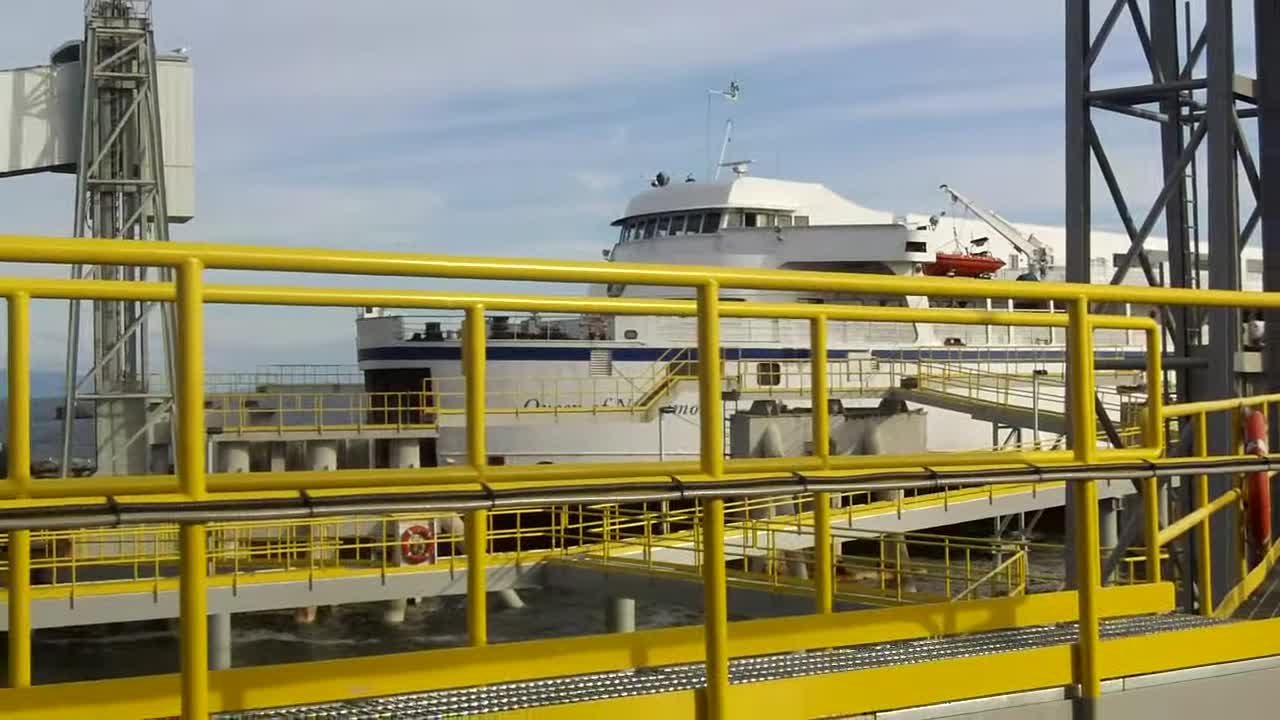 Queen of Nanaimo Entering Berth 3 at Tsawwassen Ferry Terminal