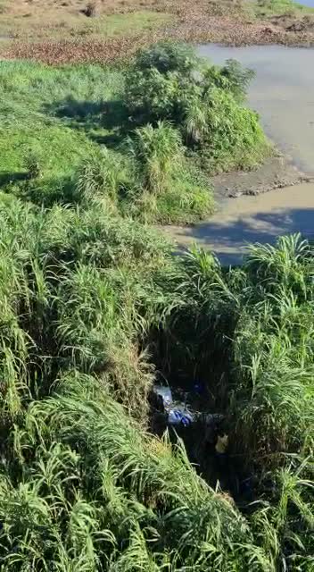 Helicopter crashes into the Umgeni River in Durban