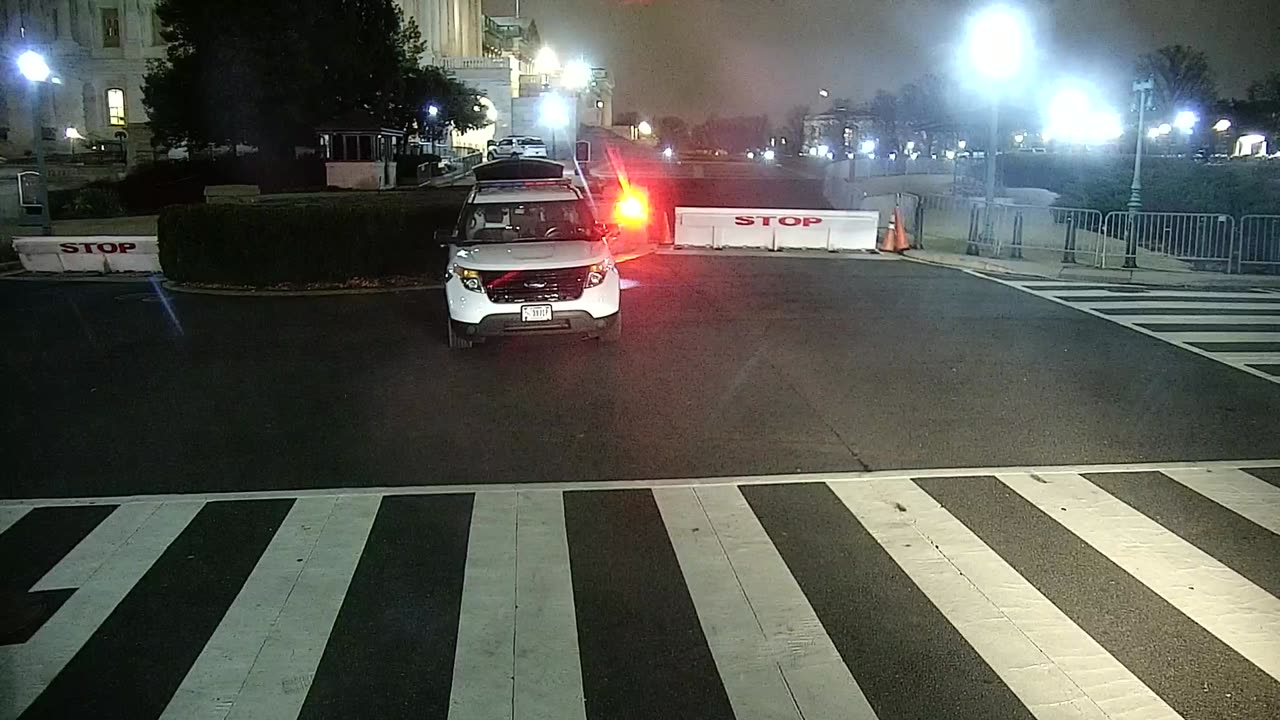 0687USCG00K25SouthBarricadePlaza_2021-01-05_06h20min00s137ms.mp4