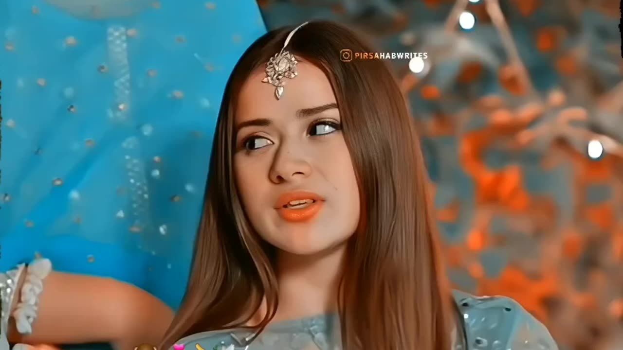 Chuna laga raha hai koye