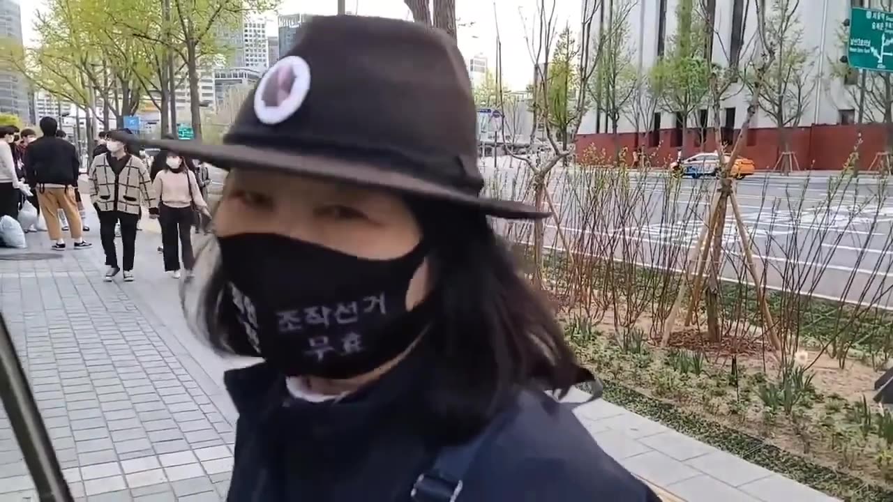 20210412_V3_S01(NUu9oJsrkeA)큰깃발 보다 현수막이 힘들어요! 매스컴 나오는게 더 억울해 끝까지 해보자 하는 맘으로