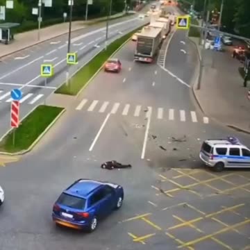 ‼️ A moscow policeman showed by his own example why to use seat belts