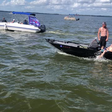 God Bless the USA Trump Boat Parade