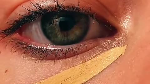 eye make-up