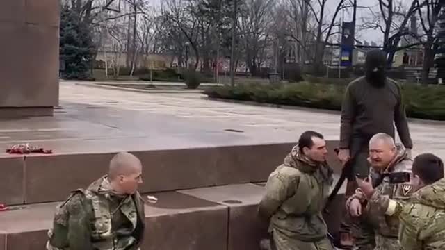 Ukraine Combat Footage Captured Russian Calls His Mom | Hodge Podge