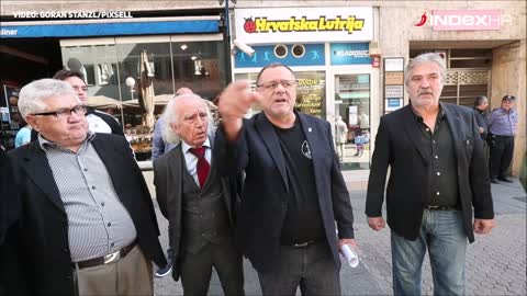 Dražen Keleminec održao konferenciju ispred Srpskog narodnog vijeća