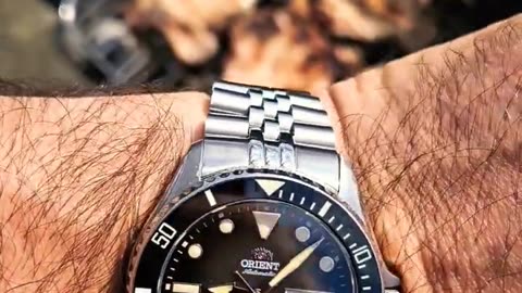 Orient RA-AA0810N19B kamasu 2 on LIW J-Bracelet, bezel and ceramic lumed insert