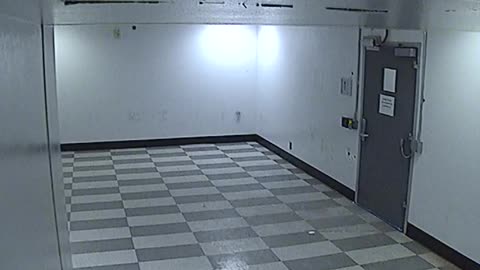 6040RHOBG1G107Lobby_2021-01-06_17h00min01s527ms.mp4