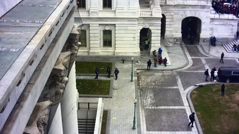 0951USCSRFEastRoof_2021-01-06_15h00min00s930ms.mp4