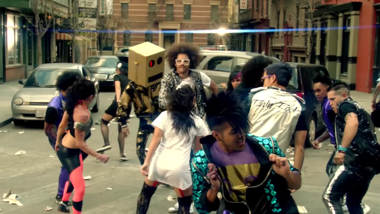 LMFAO ~ Party Rock Anthem ft Lauren Bennett GoonRock