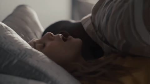 Elizabeth Olsen | Kissing Scene