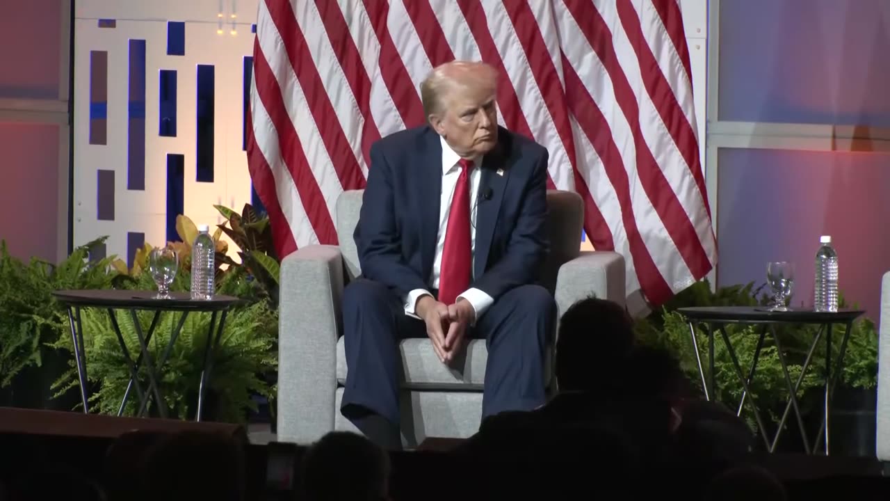 Trump Does JAW-Dropping Q&A At NABJ Convention — Says Kamala 'Turned Black'