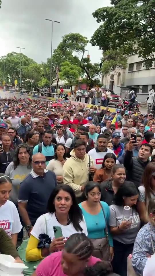 🇻🇪Venezuela people Stand With President Maduro