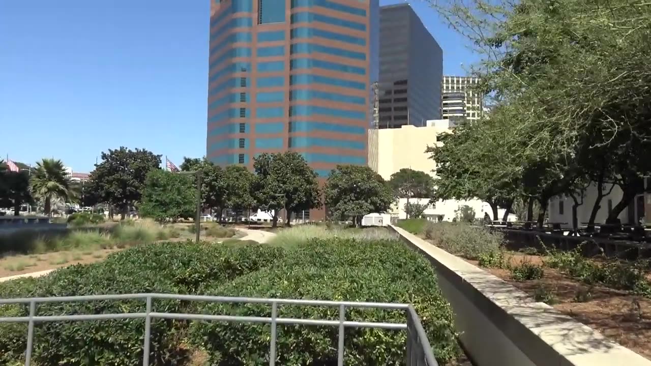 Federal Building Shut Down; Security Goes Hands On Me For Holding The Door(Fail)-1st Amendment Audit