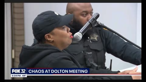 Chaos at Dolton Meeting in Illinois, FBI Investigates Apr 3, 2024