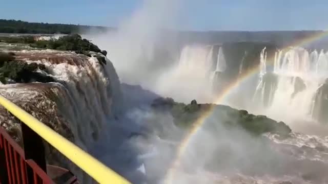 Arco-Iris: Iguazu Falls - Brazil