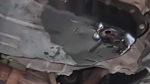 Car tank chassis parts clean, replace the new parts # repair the car