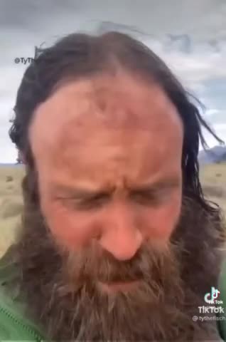 Guy walking to Mexico Coming back as a Illegal alien