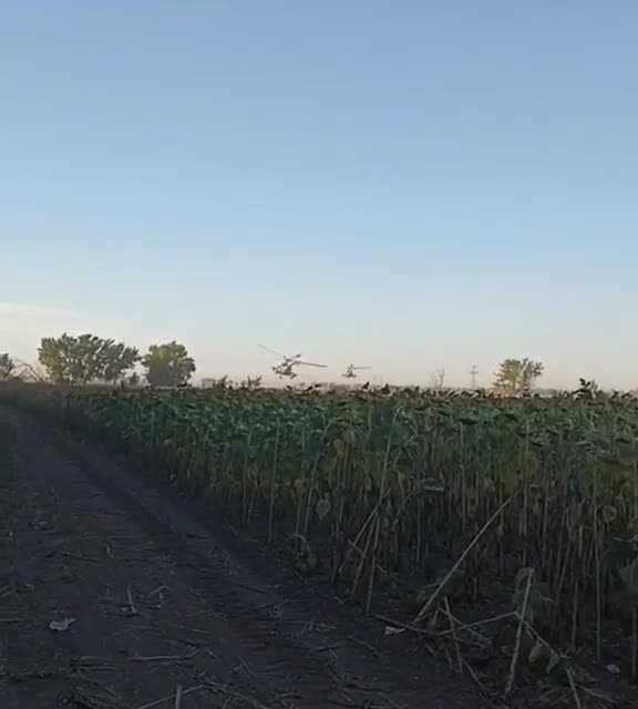 📹MI-8 at ultra-low speed in a war zone.