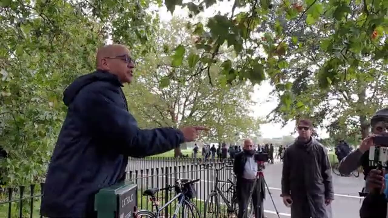 Wise Muslim teaches us New Testament came HUNDREDS of years after Christ