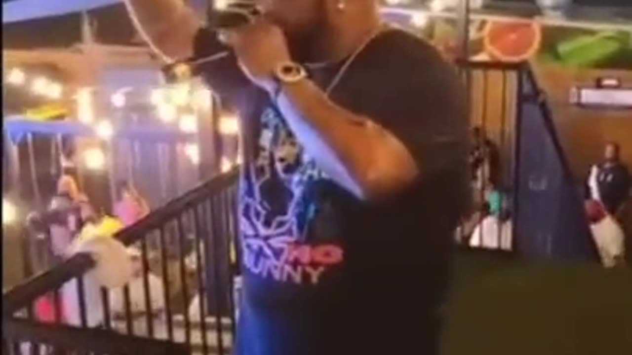 'Big Pokey' a rapper 'dies suddenly' during mid performance..